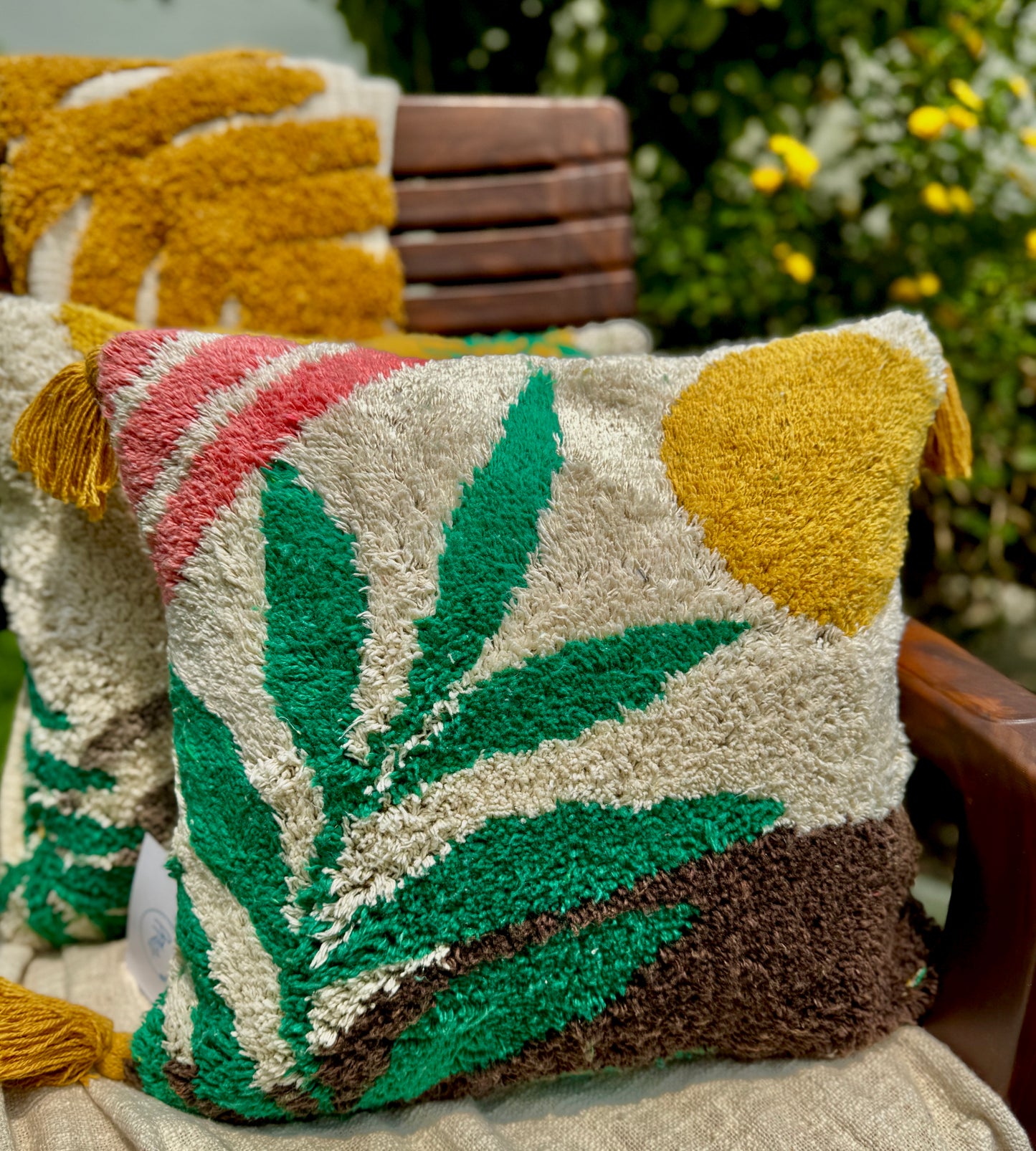 Sunset bloom hand tufted cushion- 16 x16 inch