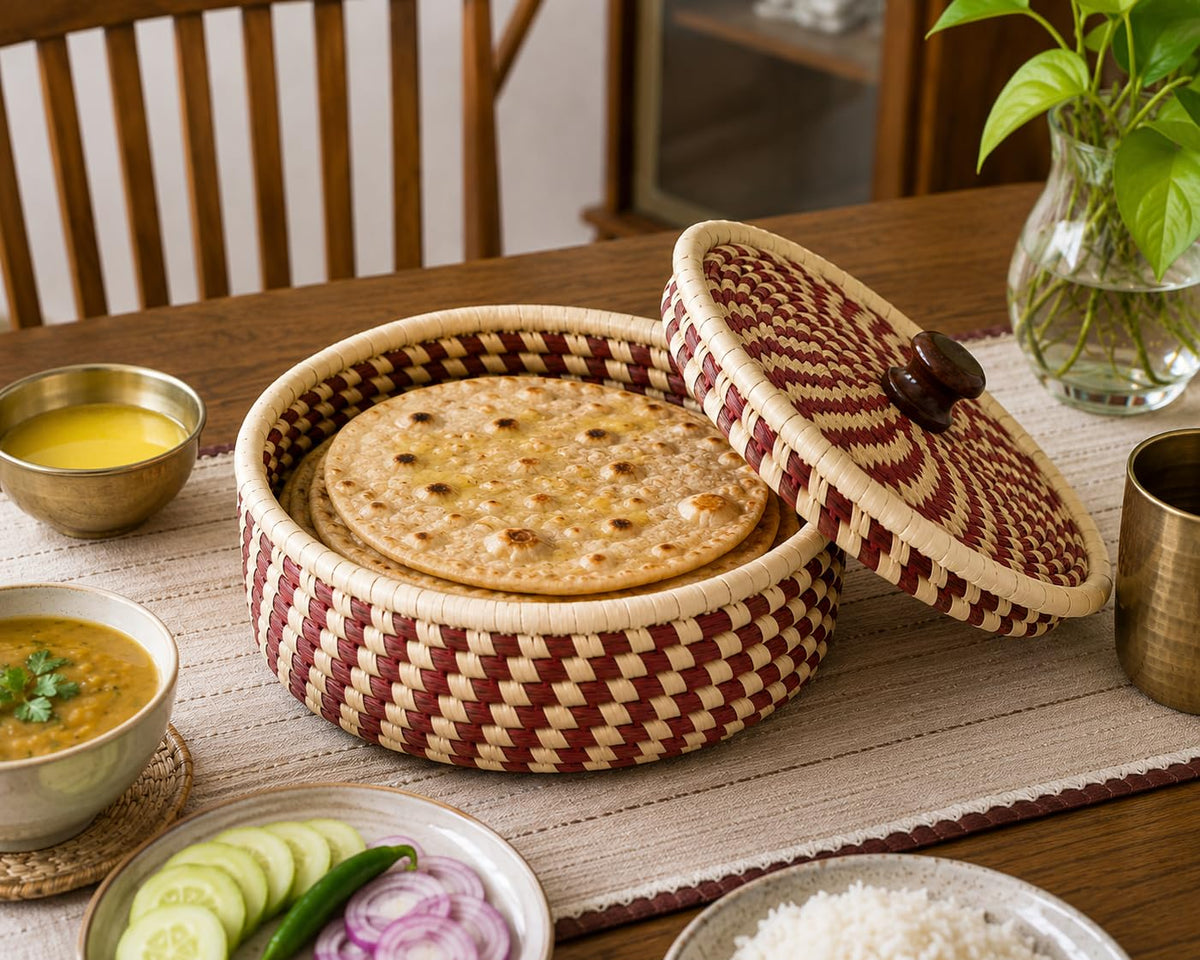 Handcrafted Sabai Grass Roti Box with Lid | Eco-Friendly Chapati Storage Basket for Kitchen | Natural Insulated Roti/Chapati Box with Wooden Knob – Keeps Rotis Warm (Red)
