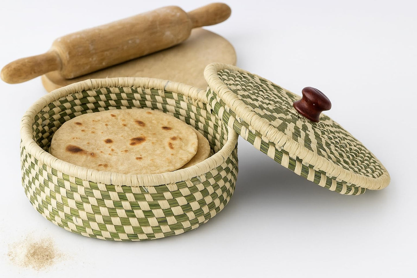 Handcrafted Sabai Grass Roti Box with Lid | Eco-Friendly Chapati Storage Basket for Kitchen | Natural Insulated Roti/Chapati Box with Wooden Knob – Keeps Rotis Warm (Red)