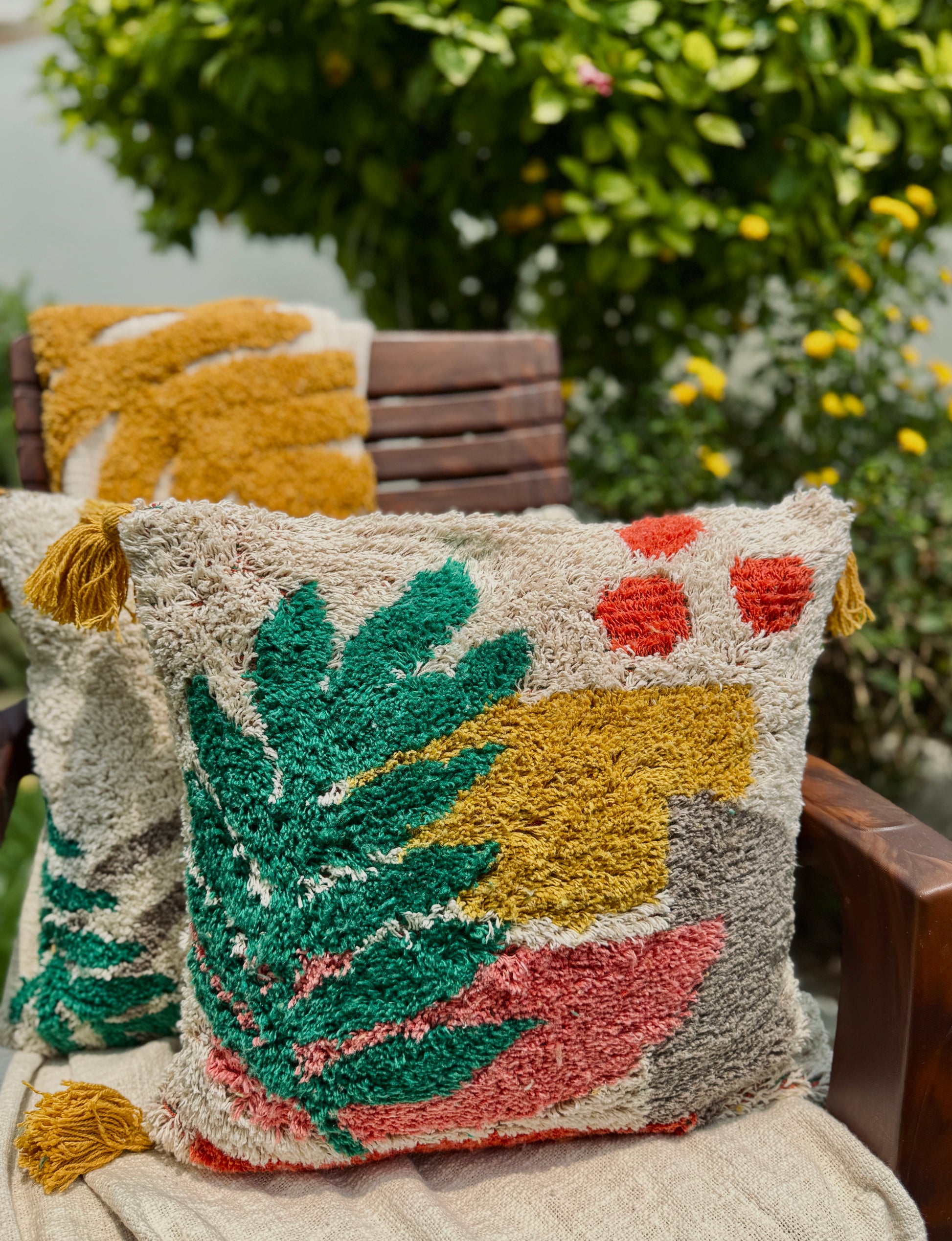  Pure Cotton hand-tufted throw pillow